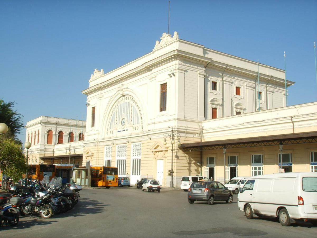 Hotel Houston Livorno - Struttura Esclusivamente Turistica - Not For Business Or Workers Kültér fotó